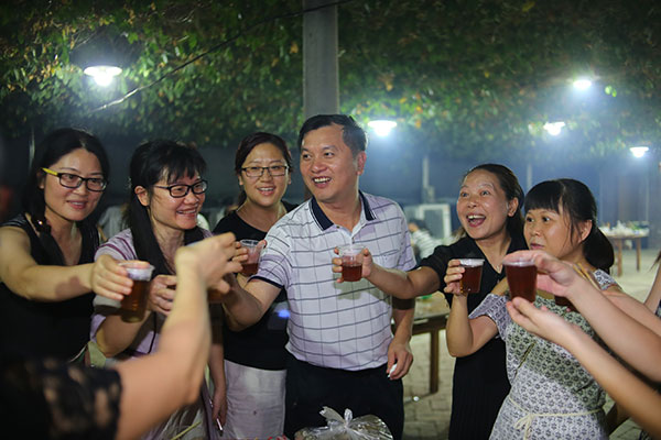 我院开展“我们的节日——中秋情浓意更浓”烧烤活动简讯