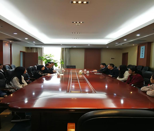 肇庆高等医学院领导来我院进行教学座谈会