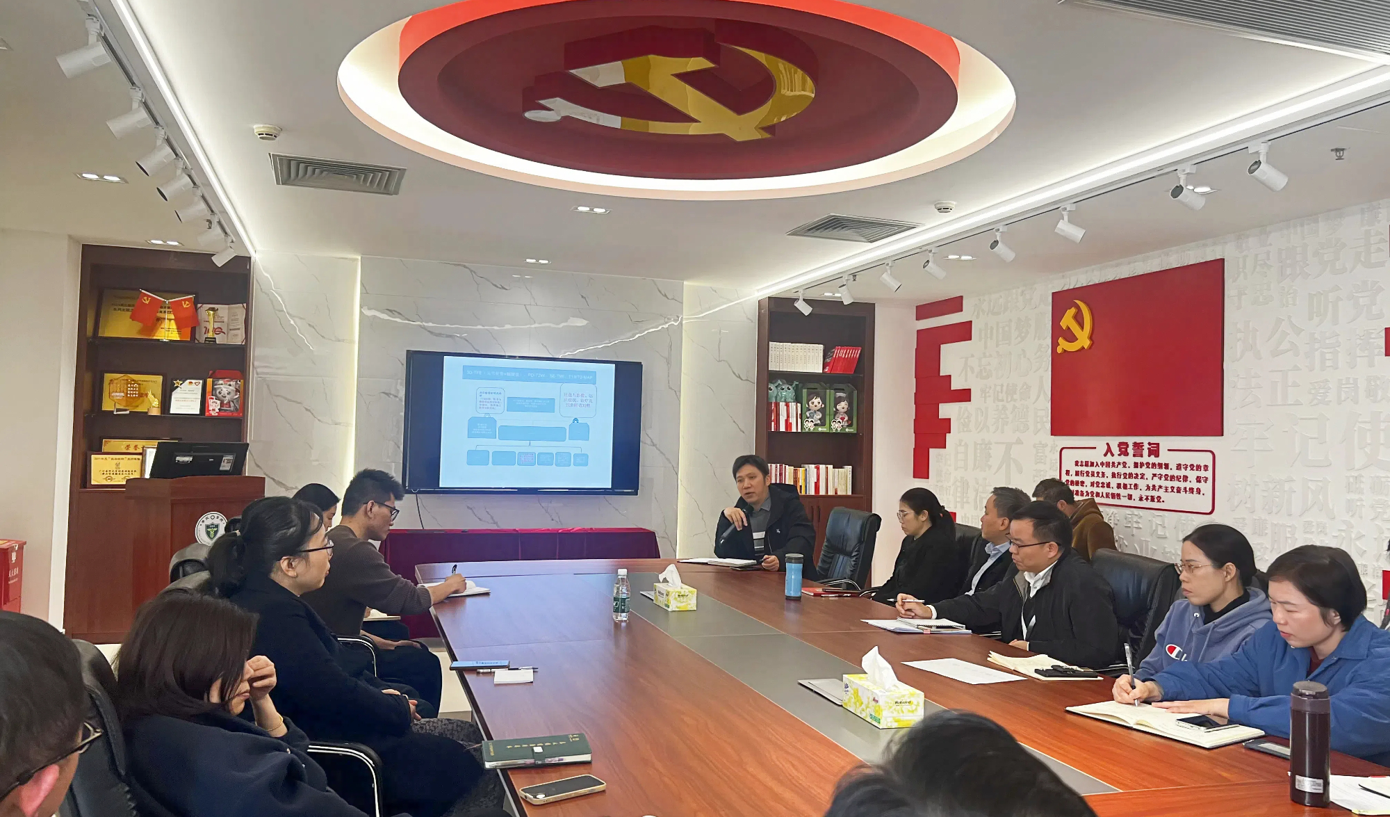 图片 1.jpg 图片 1.jpg