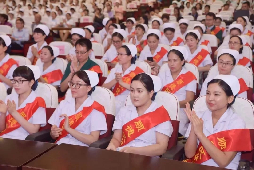 5月12日，整个顺德都为他们点赞！朋友圈都被刷爆了！