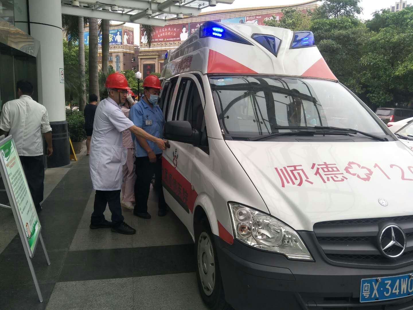 逆风坚守  防御台风“山竹”