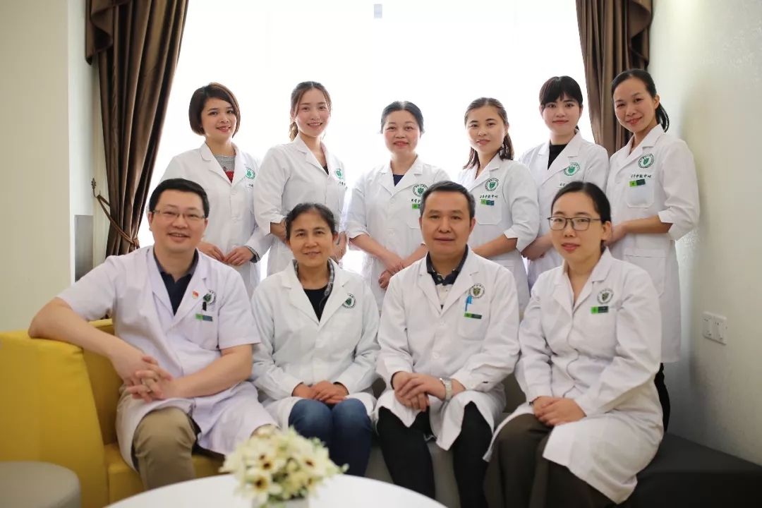 扩散 ▏叮咚~您的妇女节护肤大礼包已发货，请查收！