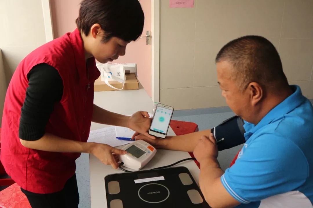 扩散 ▏专属肾友的智慧血透管家上线啦，今年注册免费拥有！