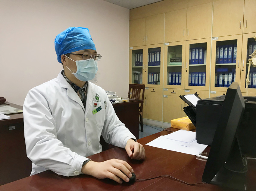 【抗“疫”日记】 李创：隔离的是病毒，隔不断的是关爱和希望