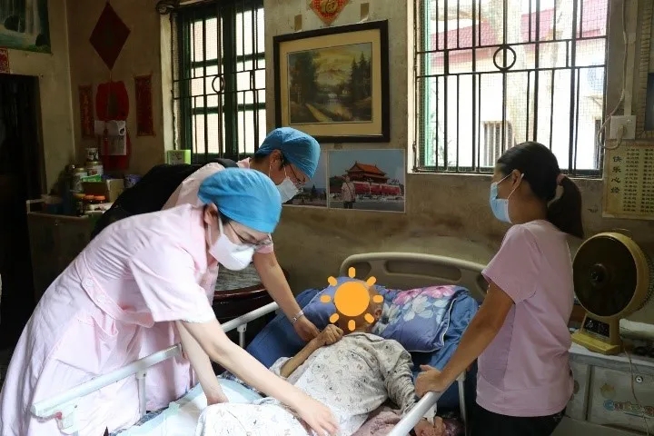 线上预约，专业护理送到家！“网约护士”为乐从街坊排忧解困