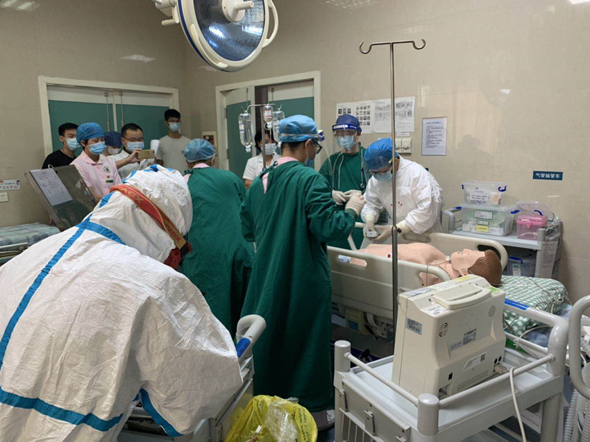 【致敬医师】中国医师节系列活动第四波：强化使命担当 医疗质量安全技能大比拼