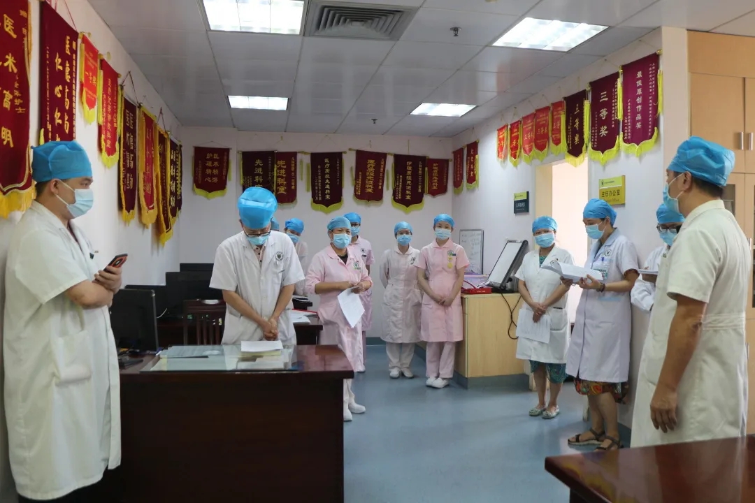 以“练”筑“防”｜医院开展新生儿科感染暴发应急处置演练