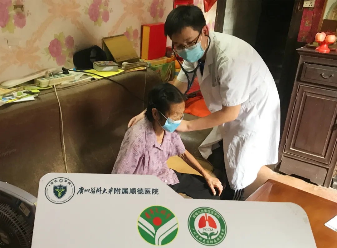 【我为群众办实事】“爱·延续”入户问诊，“医+护+社”为爱出发