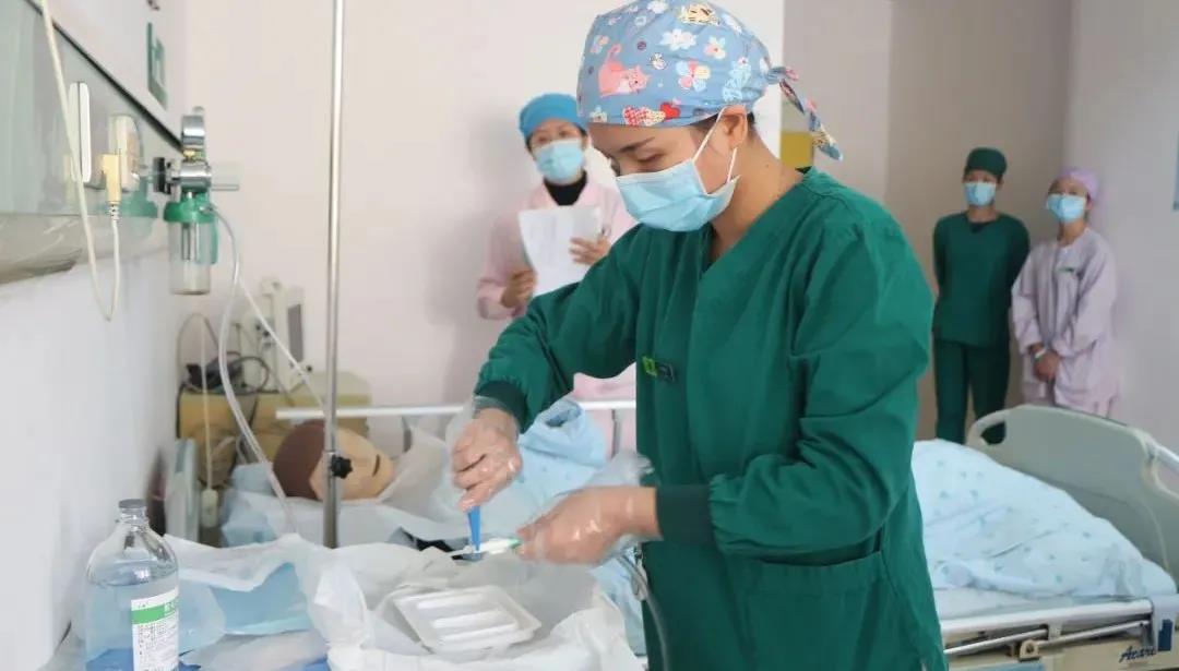 提升护理整体水平，医院首办综合病例下站点式（OSCE）护理技能大赛