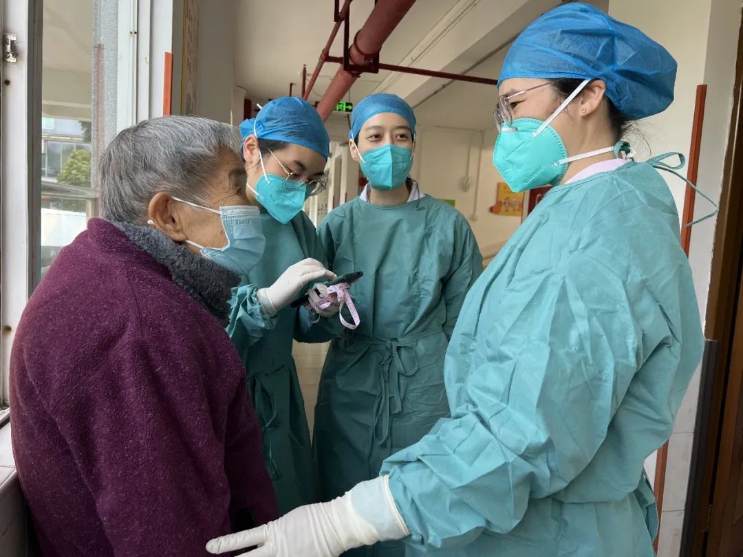 冬日送健康，情暖夕阳红！ 乐从健共体开展老年呼吸康复行动