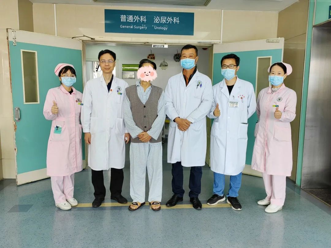 突发肝癌破裂大出血，乐从医院微创介入治疗挽救生命！